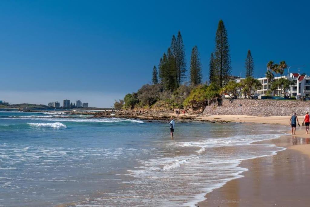 Deluxe - Sunshine Coast Apartment