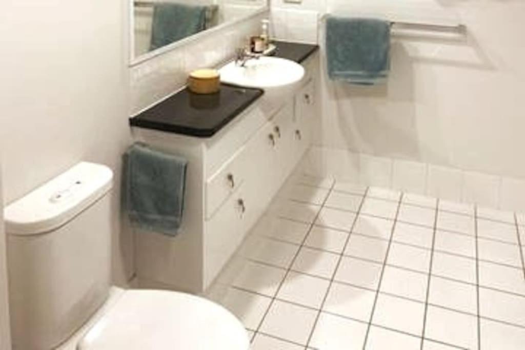 Apartment Deluxe - Sunshine Coast Alexandra Headland