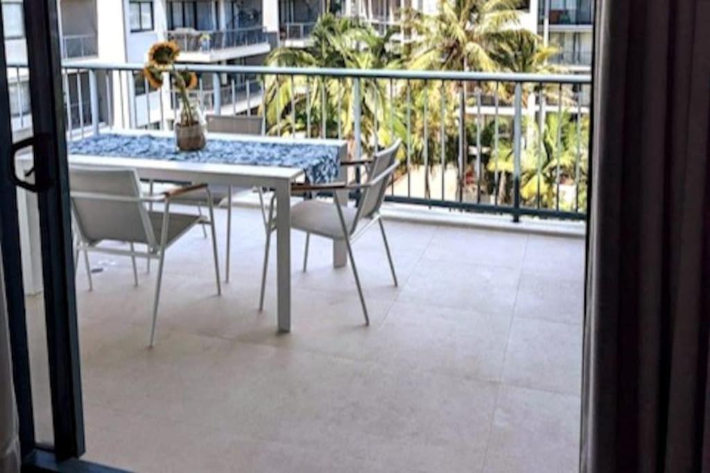 Deluxe - Sunshine Coast Apartment Alexandra Headland