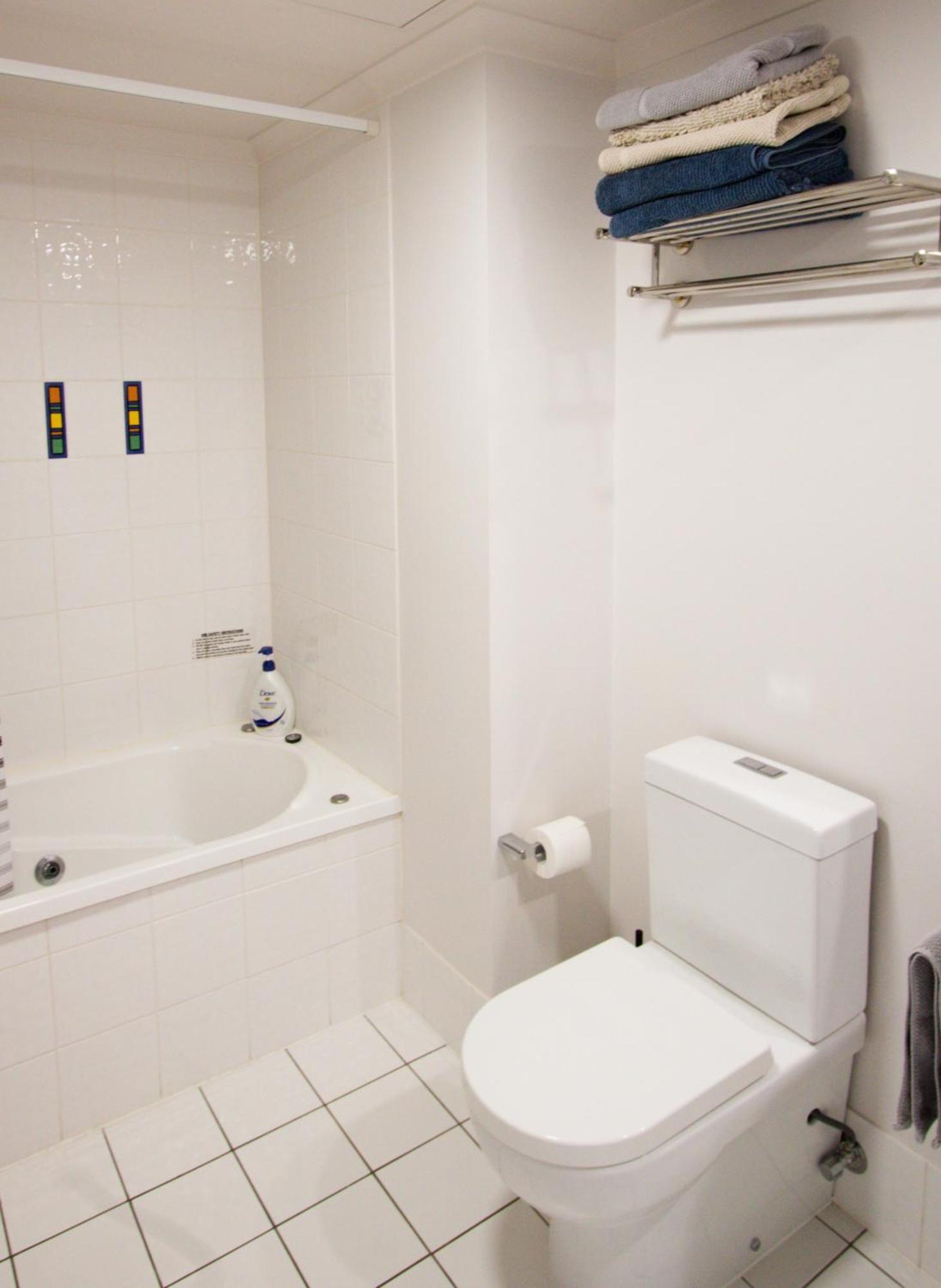 Deluxe - Sunshine Coast Apartment